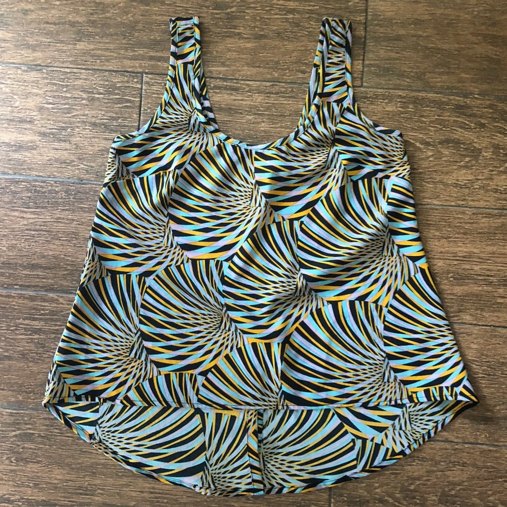 Mimi Chica Hi-Lo Tank Geometric Blouse XS
